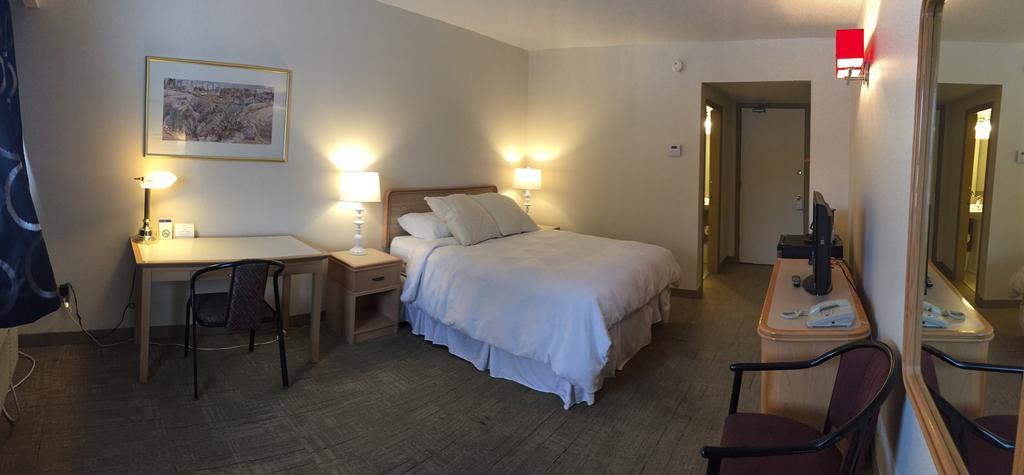 Westgate Inn Saskatoon Dış mekan fotoğraf